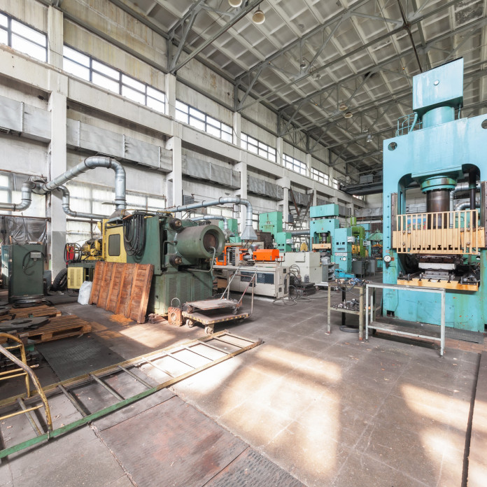 VKS Vaciados Empresas · Vaciado de Naves Industriales / Fábricas Móstoles